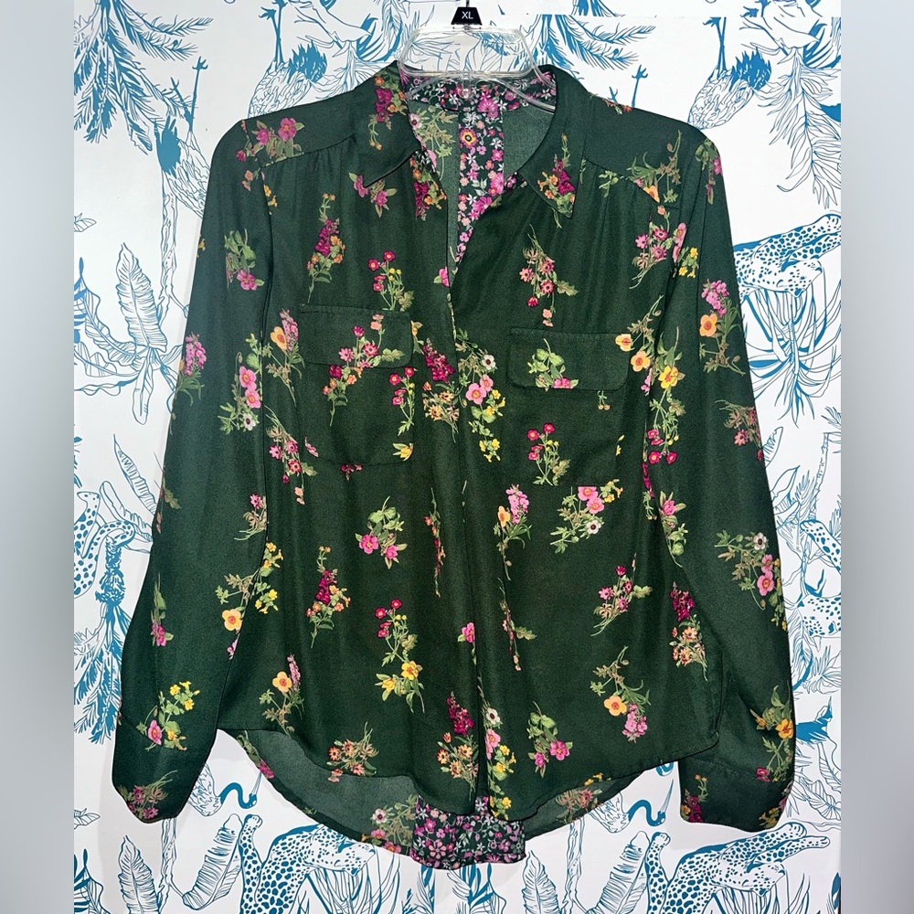Floral V-Neck Button Front Blouse - Dark Green